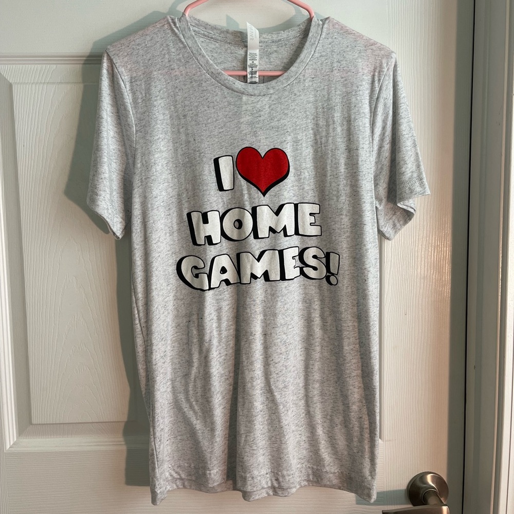 graphic tee
